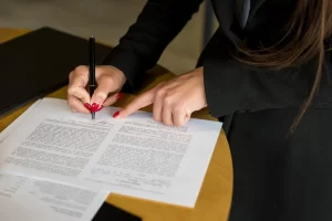contratar-a-un-abogado-penalista